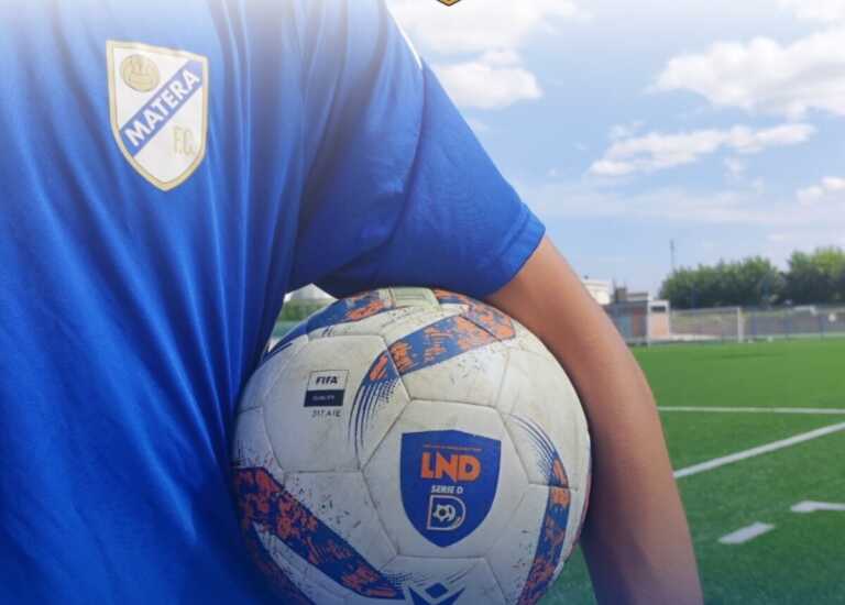 Serie D, violenti scontri dopo Angri-Matera: 8 tifosi campani arrestati