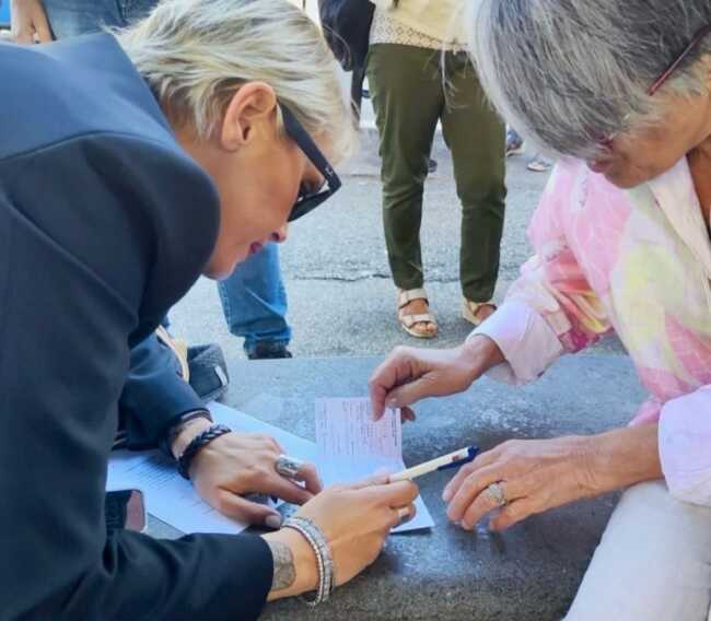 Autonomia differenziata, Francesca Pascale firma per il referendum e si iscrive all’Anpi