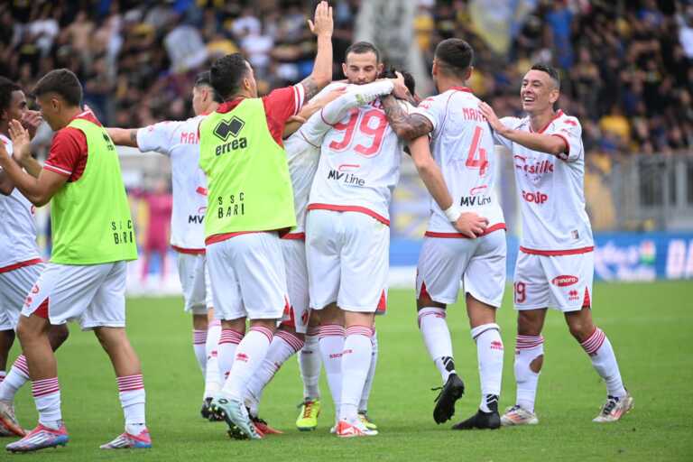 Serie B, l’anticipo della nona giornata tra Bari e Catanzaro gratis su Dazn