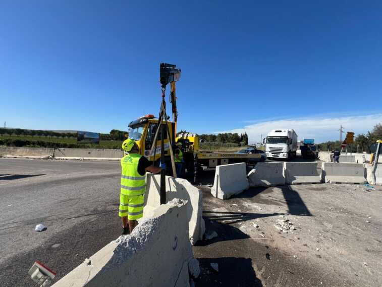 Ennesimo incidente alla rotonda per Montegrosso sulla Sp 2: due feriti in ospedale