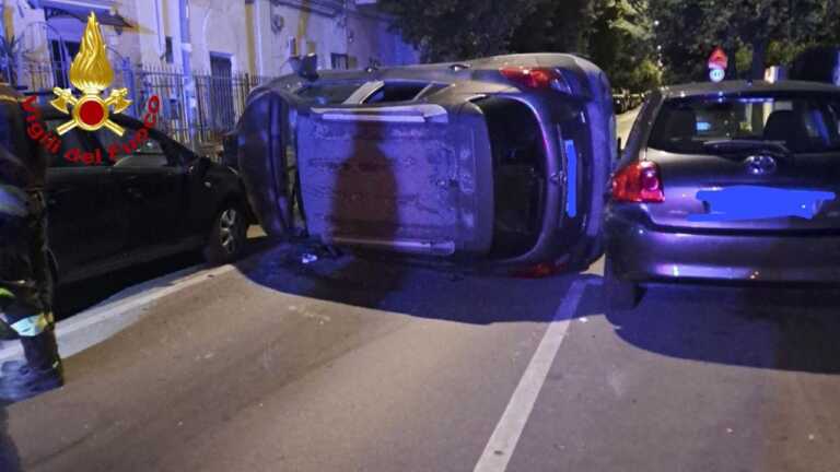 Perde il controllo dell’auto e si ribalta a Lecce: una donna soccorsa dal 118