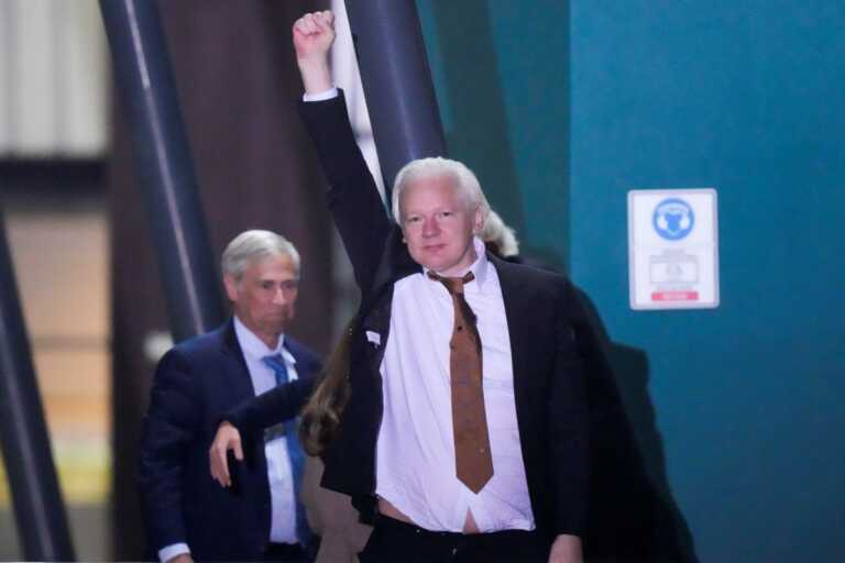 Festival dei giornalisti del Mediterraneo, a Otranto un premio per Julian Assange