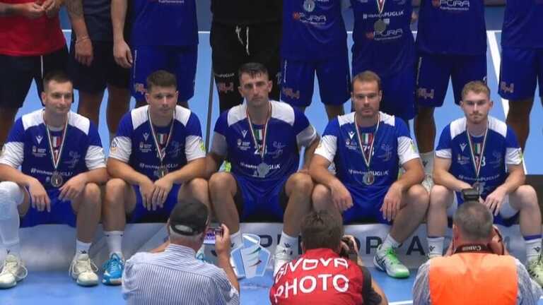 Pallamano, la Junior Fasano perde 39-32 la finalissima della Supercoppa contro la Brixen