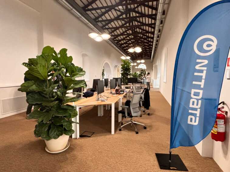 Bari, Ntt Data inaugura la nuova sede: obiettivo 500 dipendenti entro il 2025 – VIDEO