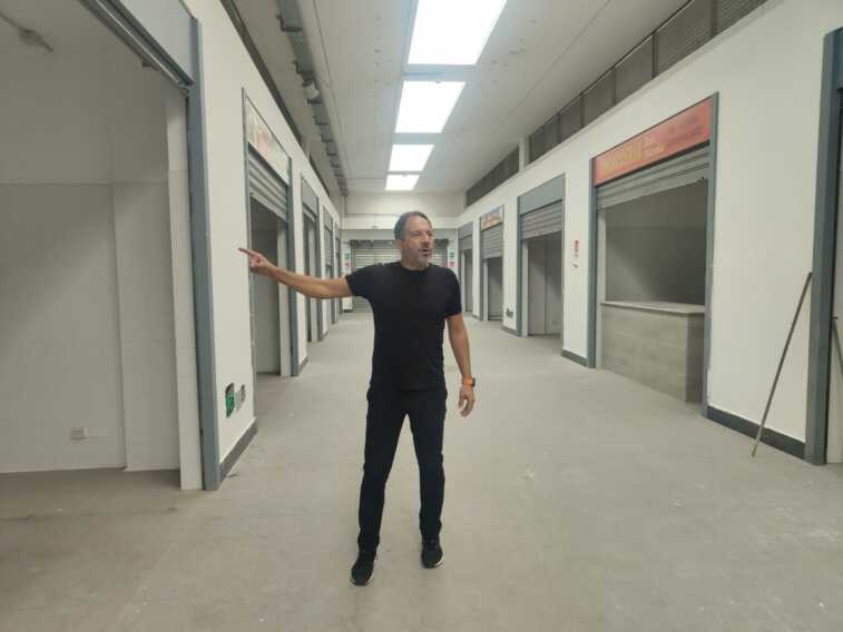 Galleria foto 'Bari, il sopralluogo in via Amendola: «A breve aprirà il mercato contadino» – FOTO' - foto 3