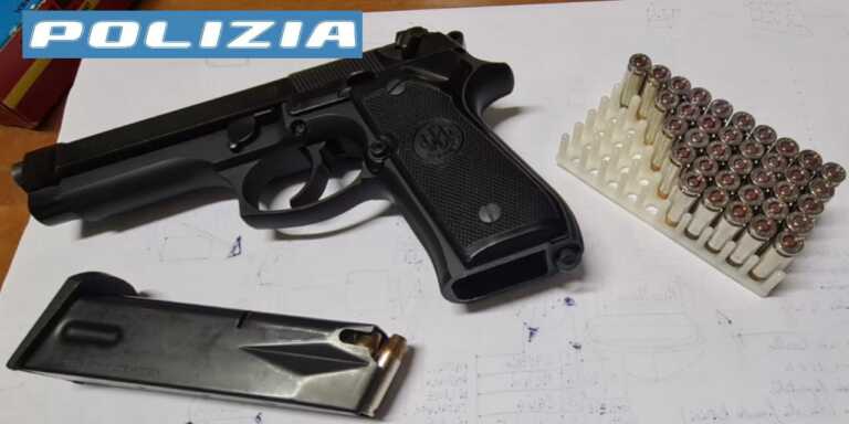 Minaccia di morte la compagna con una pistola: arrestato un 57enne a Matera