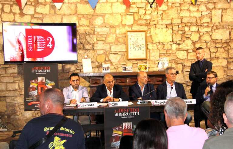 Barletta, tutto pronto per la Disfida: al corteo Alba Parietti e Franco Nero – VIDEO
