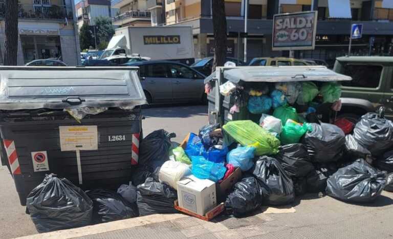 Bari, 8 mln per isole interrate e cassonetti smart. Al via il porta a porta a Torre a Mare