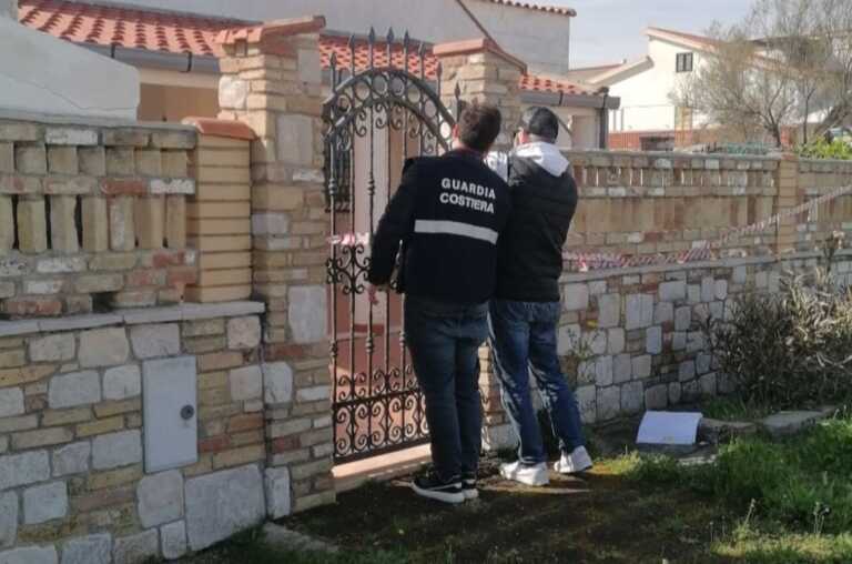 Costruzioni abusive in aree demaniali: sequestri a Lesina e Rodi Garganico