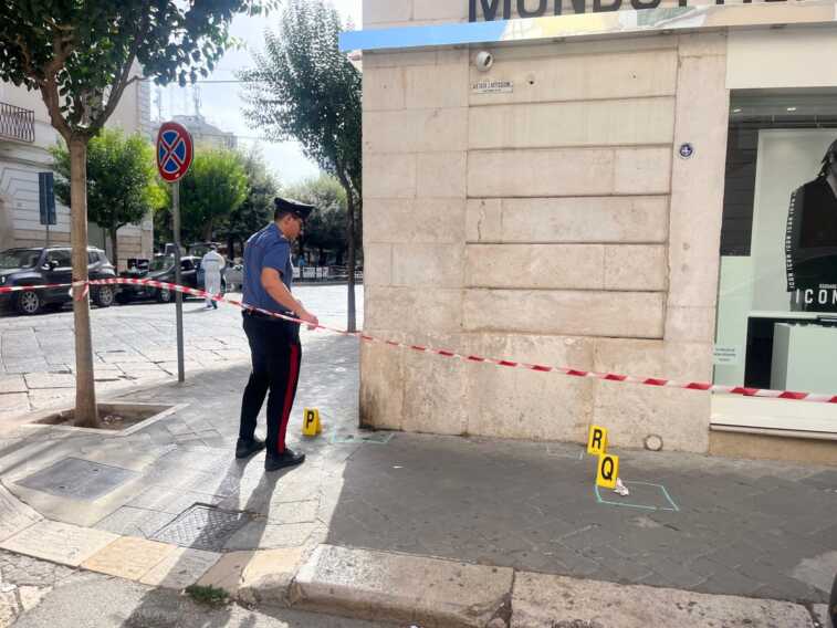 Sparatoria all’alba a Trani: 28enne in codice rosso. Forse una rissa degenerata – FOTO