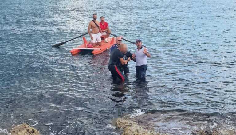 Tenta il suicidio nelle acque di Savelletri: un uomo salvato da Guardia costiera e carabinieri