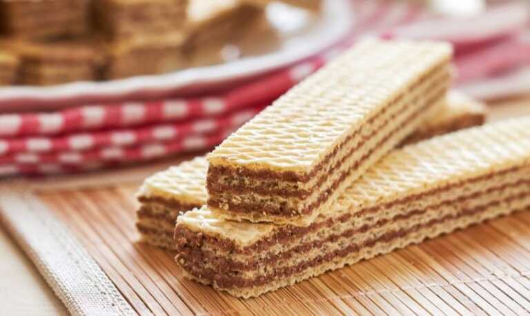 Un topo morto nei wafer: una donna di Francavilla Fontana finisce in ospedale