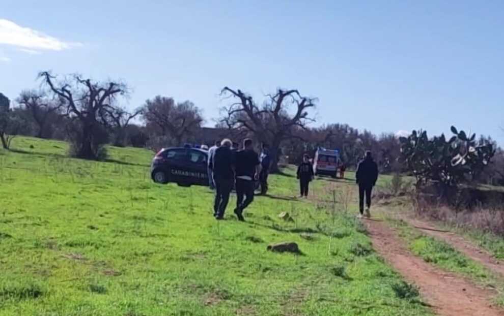 Leverano, 46enne trovato impiccato: disposta l’autopsia. Si indaga per istigazione al suicidio