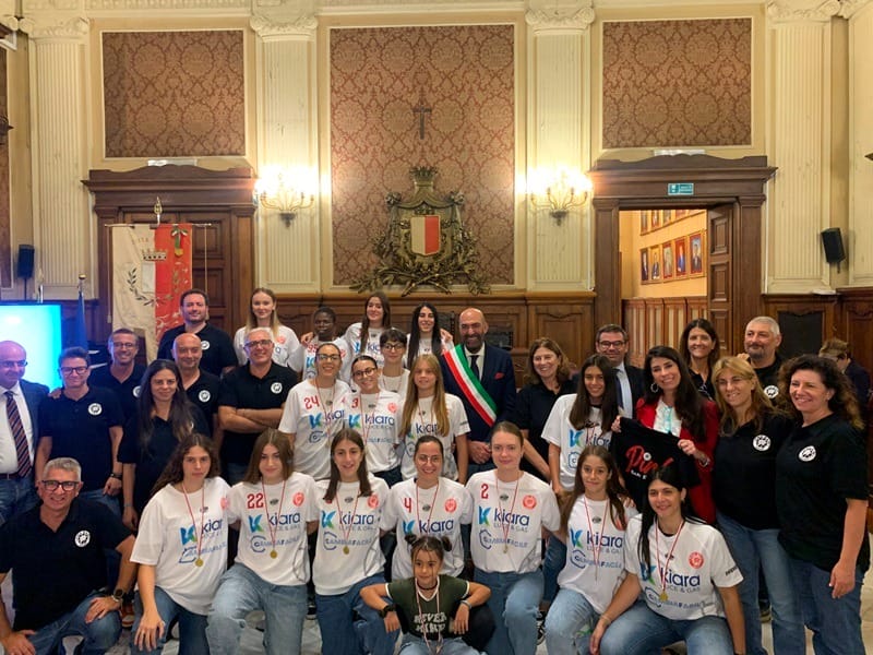 Bari, la squadra di pallacanestro Pink Sport Time presentata a Palazzo di Città – FOTO