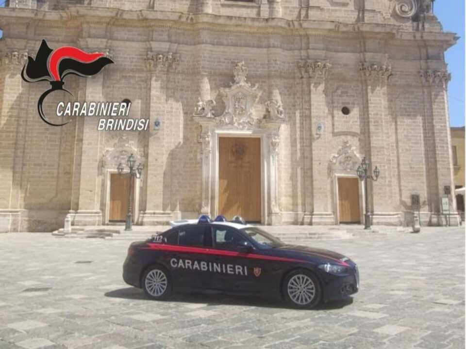 Controlli dei carabinieri nel Brindisino: 6 denunce per rissa, 2 arresti per evasione