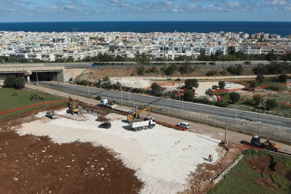 Galleria foto 'Polignano, Rfi ha avviato i lavori per il cavalcaferrovia da 8 milioni di euro – VIDEO' - foto 1