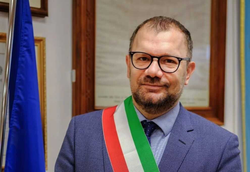 Matera, finisce l’era Bennardi: si dimettono 17 consiglieri comunali, cade l’amministrazione