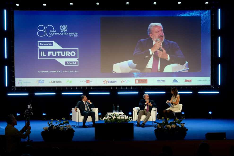 Brindisi, Emiliano: «Non siano i lavoratori a pagare il prezzo della dismissione di Enel» – VIDEO