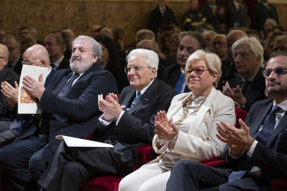 Festival delle Regioni, c’è Mattarella a Bari: tregua tra Puglia e Palazzo Chigi