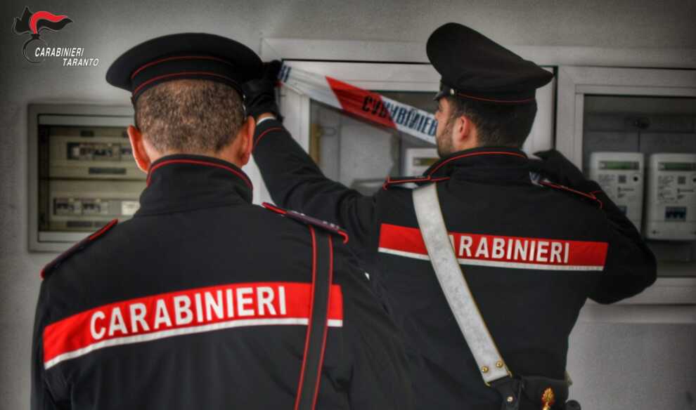 Sava, 47enne agli arresti domiciliari ruba la corrente elettrica: denunciato