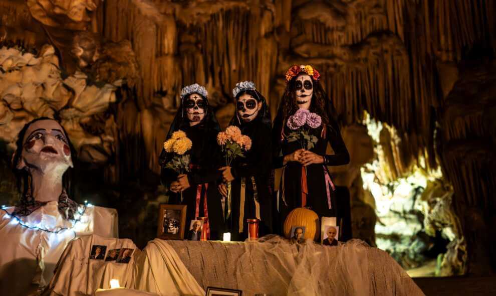 Tra magia e mistero: un Halloween spettrale nelle Grotte di Castellana Tra magia e mistero: un Halloween spettrale nelle Grotte di Castellana