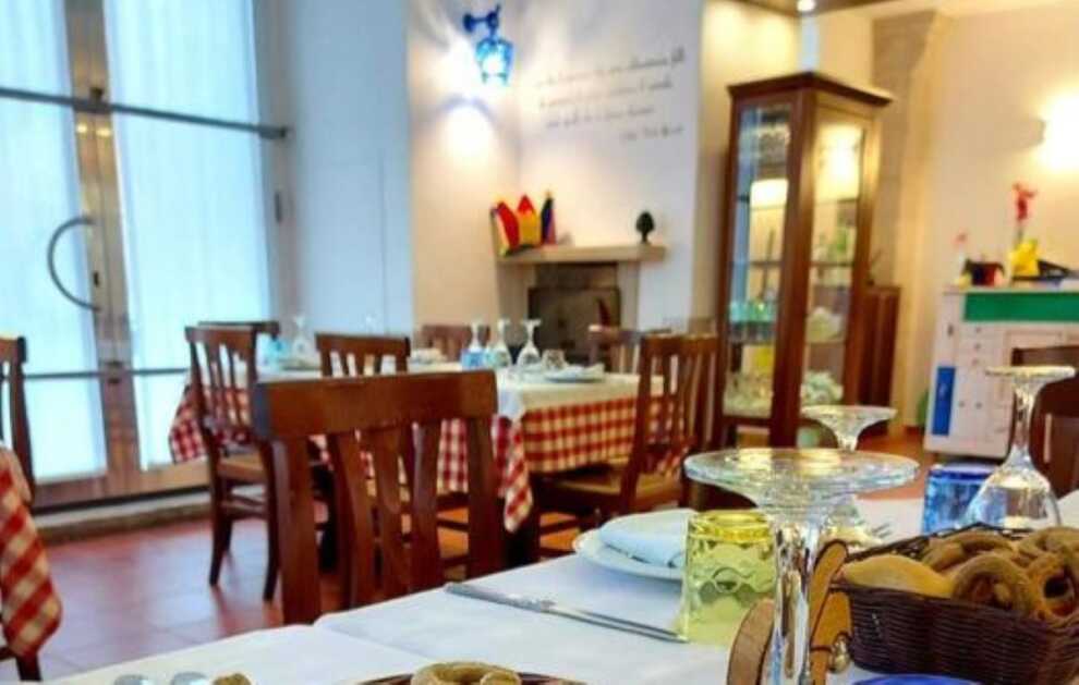 Trani, furto nel locale dove lavorano ragazzi disabili. La rabbia: «Hanno rubato anche le mance»