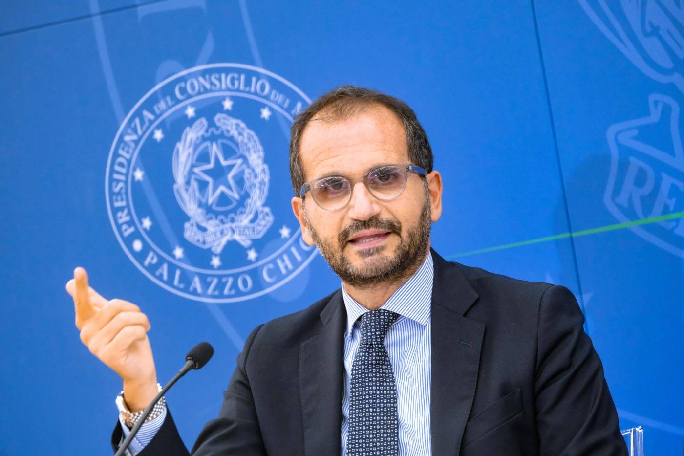 Gemmato socio della clinica che evita i tempi delle liste d’attesa, è bufera: «Si dimetta» Gemmato socio della clinica che evita i tempi delle liste d’attesa, è bufera: «Si dimetta»