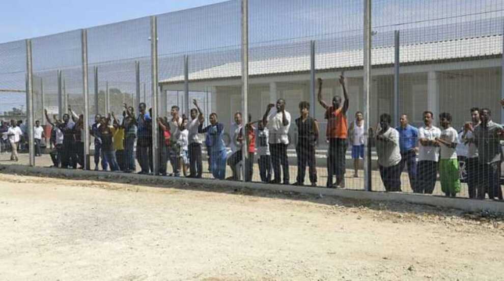 Cpr, il “business dei migranti” gestito da holding che portano in Svizzera