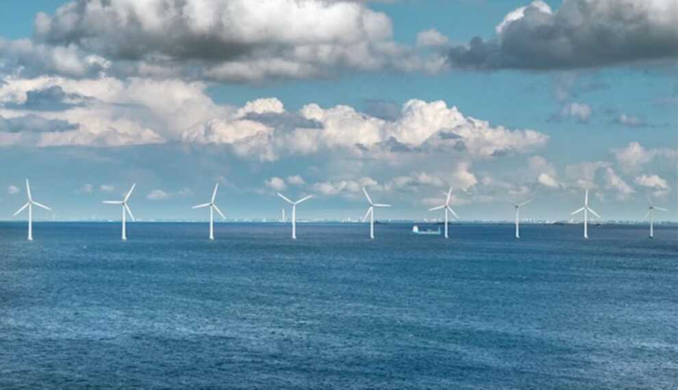 Pale eoliche al largo della costa tra Barletta e Bari, avviato l’iter per i permessi