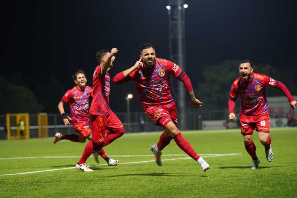 Serie C, 1-1 nel derby lucano tra Picerno e Potenza: a Schimmenti risponde Bernardotto