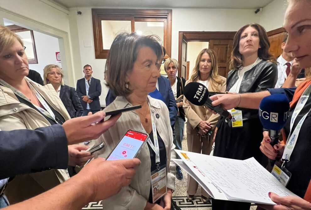 Il G7 delle Pari opportunità a Matera, Roccella: «Al centro il tema della violenza contro le donne»