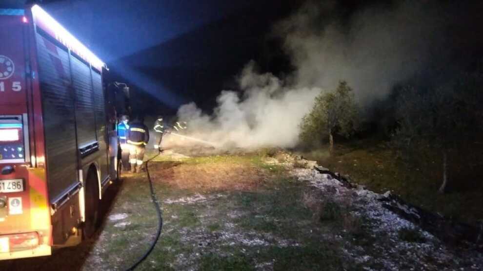 Allarme roghi tossici a Cerignola, la paura dei residenti: «Noi barricati in casa»