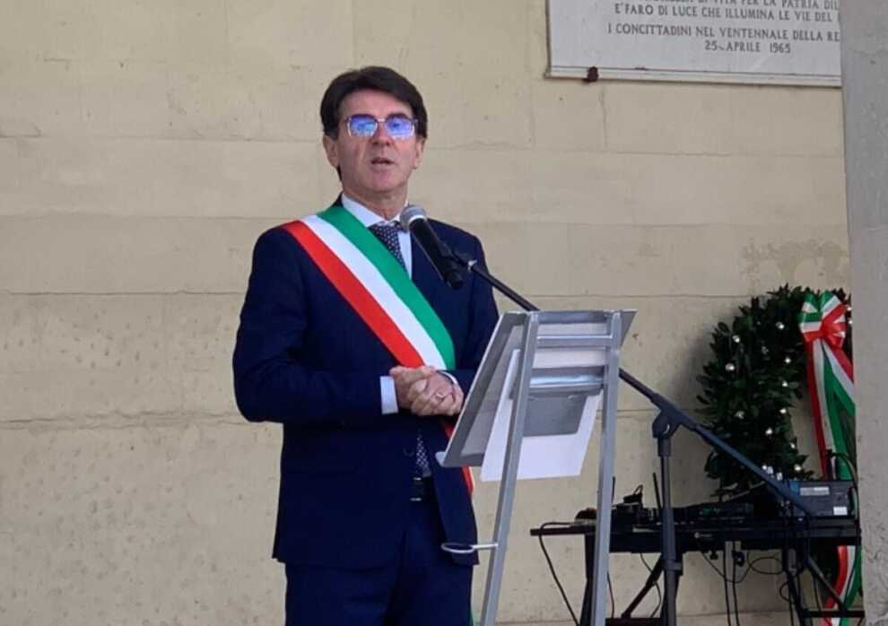 Presunti appalti truccati, revocati i domiciliari al sindaco di Maglie: Ernesto Toma torna libero