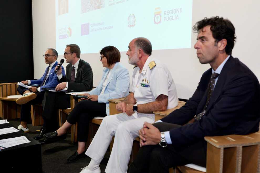 Porti, presentato il Quadro di assetto in Puglia: «Ragioniamo in ottica di rete» – VIDEO