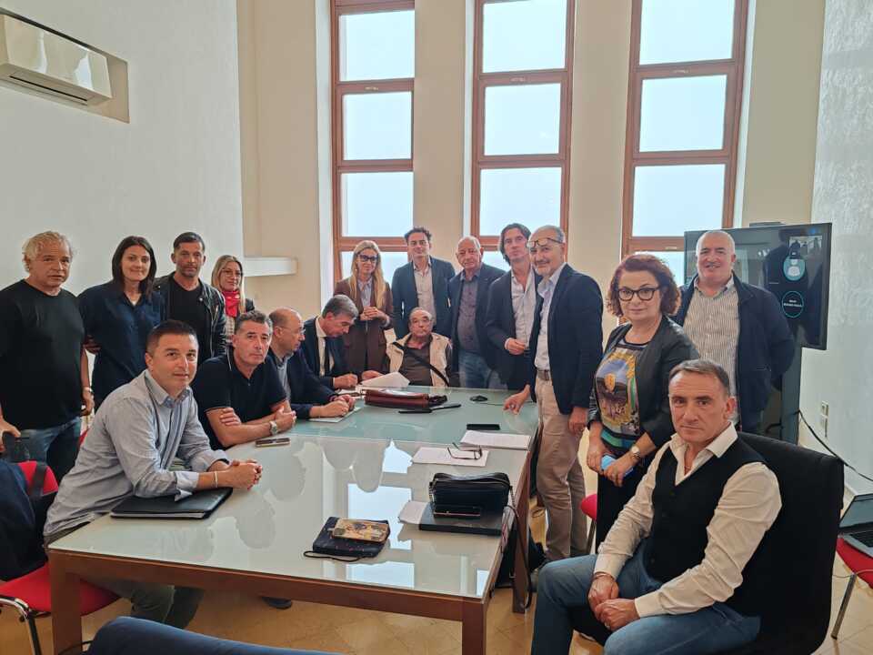 Barletta, accordo tra Vingi Shoes e sindacati: salvi 96 posti di lavoro