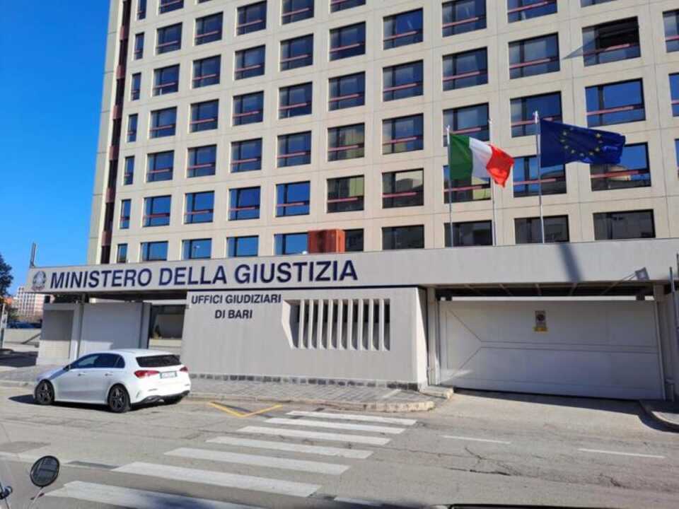 Galleria foto 'Nipote del boss Capriati ucciso a Bari: condannati all’ergastolo Monti e Larizzi' - foto 1
