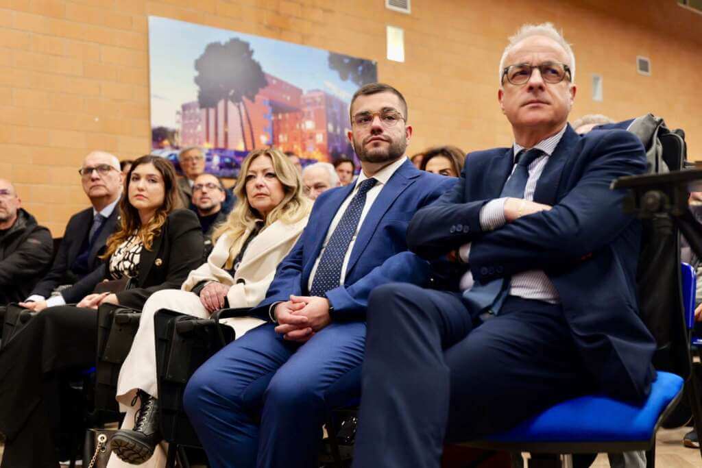 Bari, il pronto soccorso del Policlinico intitolato a Vito Procacci: «Il nostro modo per ringraziarlo» – FOTO e VIDEO Bari, il pronto soccorso del Policlinico intitolato a Vito Procacci: «Il nostro modo per ringraziarlo» – FOTO e VIDEO