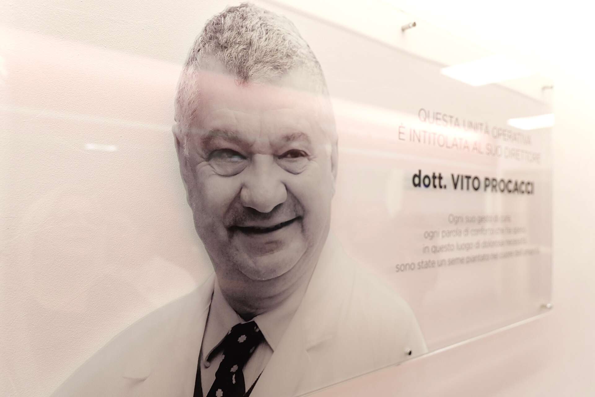 Bari, il pronto soccorso del Policlinico intitolato a Vito Procacci: «Il nostro modo per ringraziarlo» – FOTO e VIDEO Bari, il pronto soccorso del Policlinico intitolato a Vito Procacci: «Il nostro modo per ringraziarlo» – FOTO e VIDEO