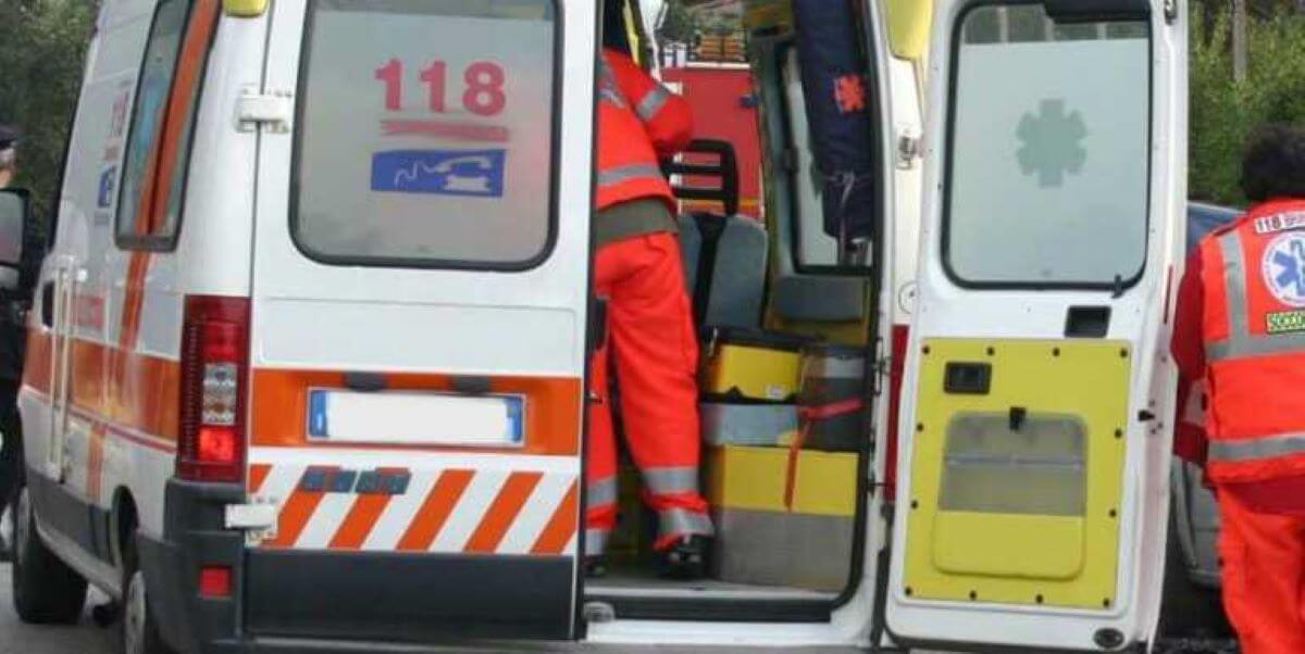 Trinitapoli, violenta esplosione in casa: morto 57enne scaraventato fuori dal balcone del terzo piano