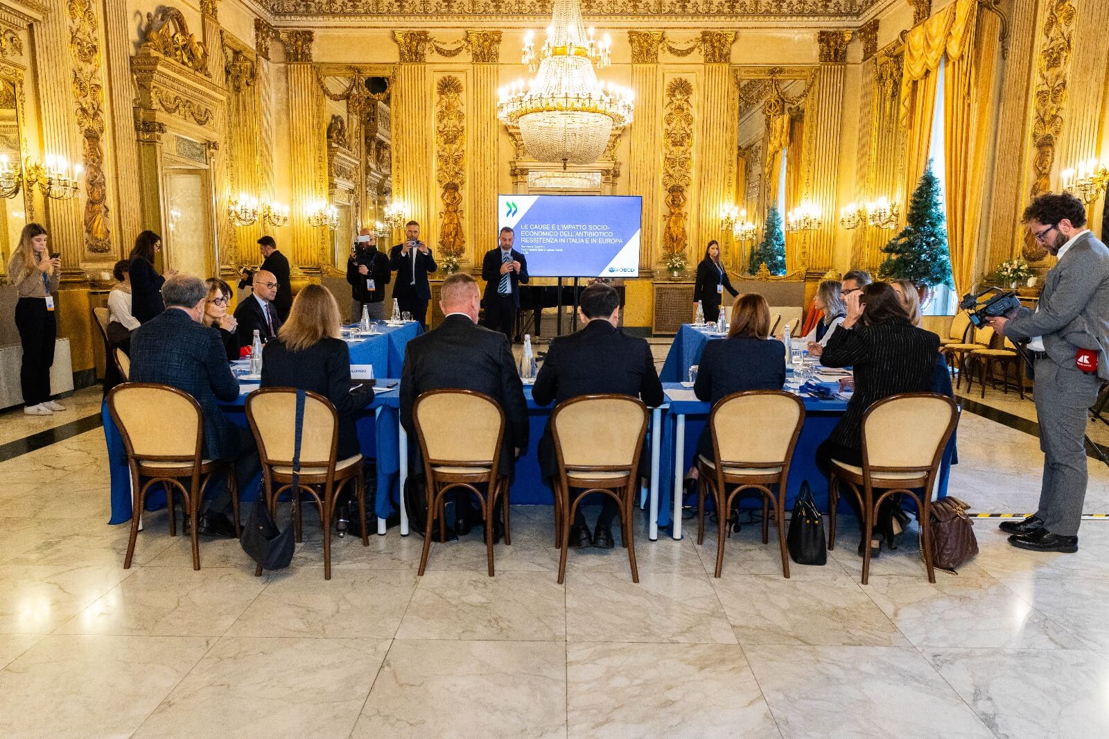 G7 Salute, via all’evento conclusivo a Bari. Focus sull’antibiotico resistenza: «Impegno costante» G7 Salute, via all’evento conclusivo a Bari. Focus sull’antibiotico resistenza: «Impegno costante»