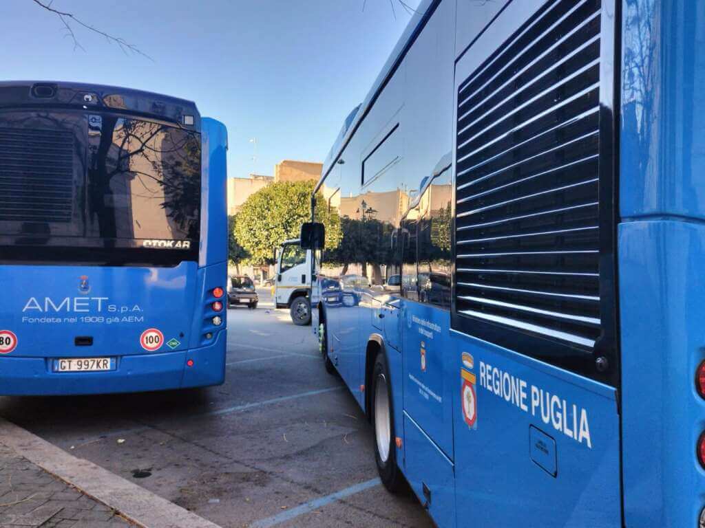 Trani, presentati 3 nuovi autobus a metano dell’Amet. Ciliento: «È una soddisfazione» – FOTO Trani, presentati 3 nuovi autobus a metano dell’Amet. Ciliento: «È una soddisfazione» – FOTO