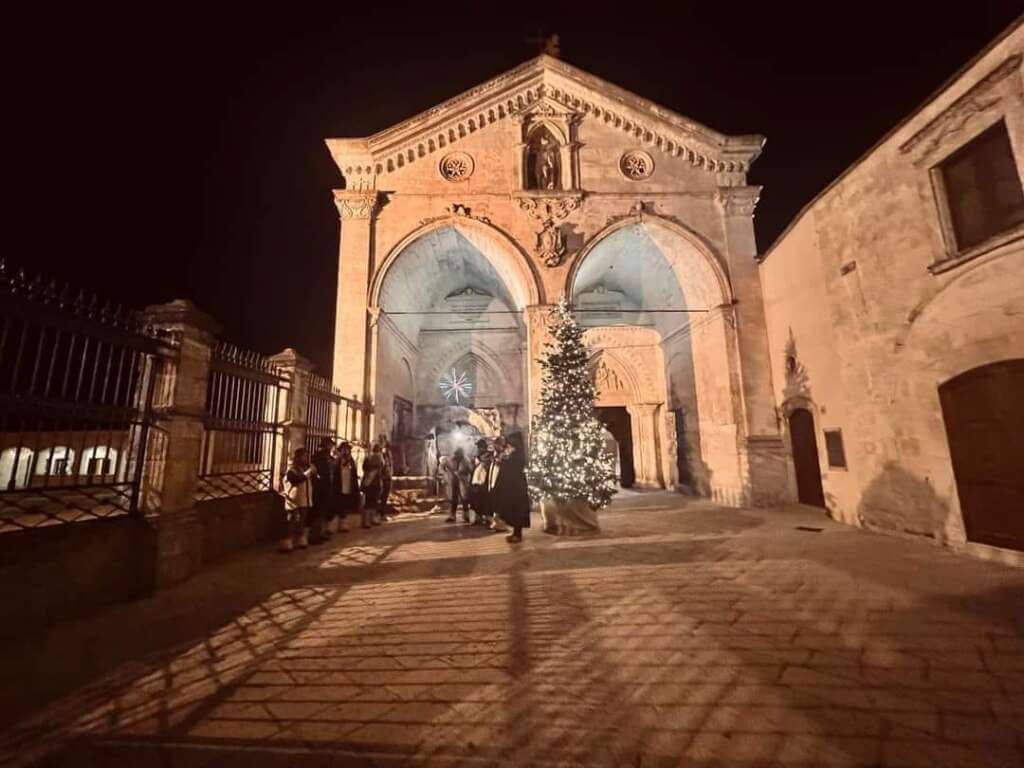 Galleria foto 'Giubileo, la Puglia si prepara: nel 2000 tanti alberghi ma ora si punta a pace e diritti' - foto 1