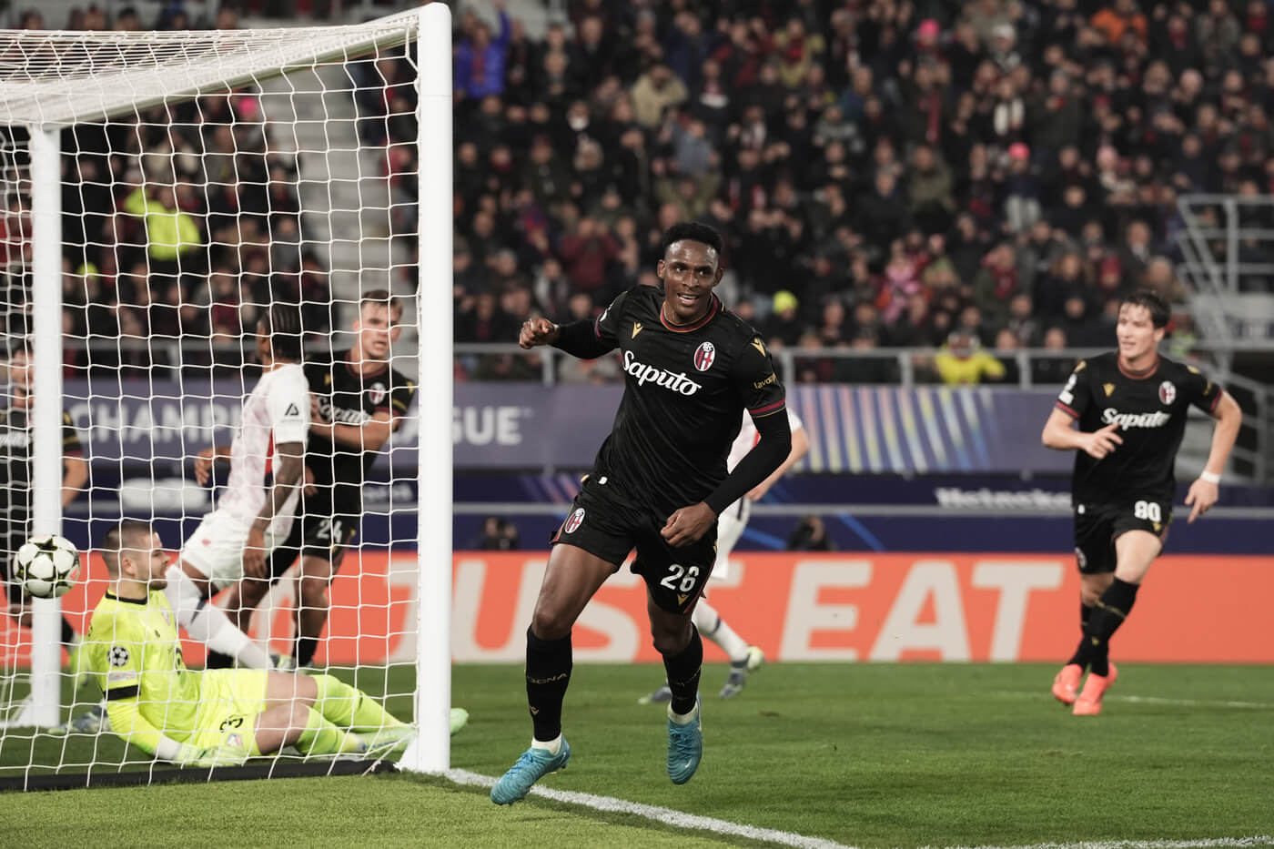 Champions League, il Bologna trova finalmente il gol ma non basta: il Lille vince 2-1 al Dall’Ara