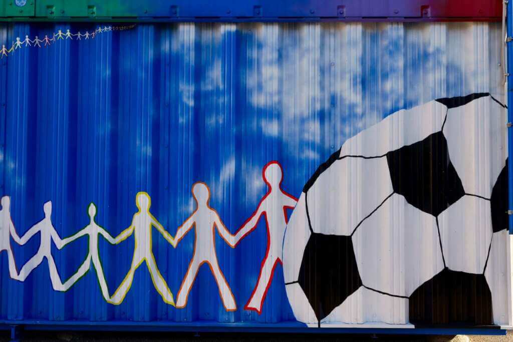 Galleria foto 'Taranto, Gabriele Gravina (Figc) visita i bimbi dell’oncoematologia: «Un momento di sollievo» – VIDEO' - foto 1