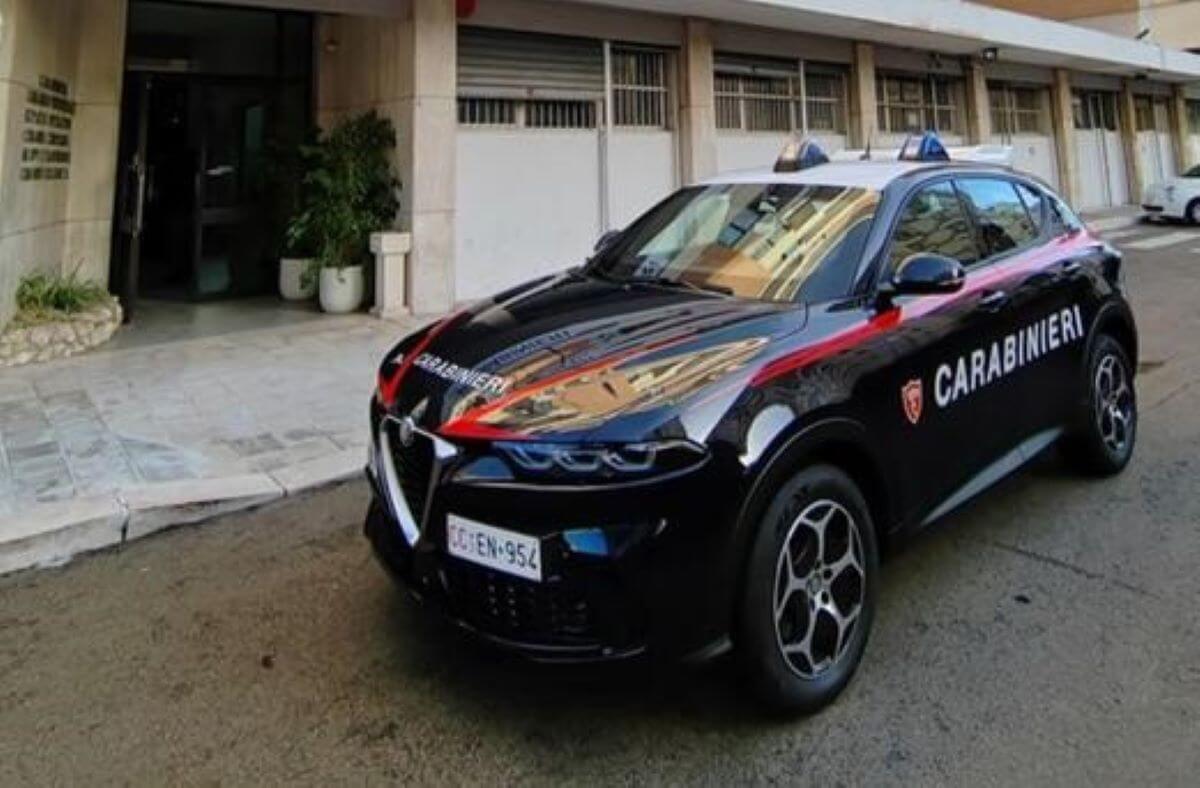 Tragedia a Lecce, 29enne trovato morto in casa: a causare il decesso le esalazioni di un braciere
