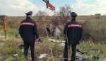 Auto rubate e incendiate, le carcasse nel torrente Carapelle: «Un centinaio in due mesi»