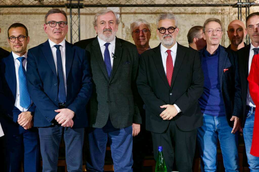I magistrati Emiliano e De Donno cittadini onorari di Mesagne: «Grande orgoglio» – VIDEO I magistrati Emiliano e De Donno cittadini onorari di Mesagne: «Grande orgoglio» – VIDEO