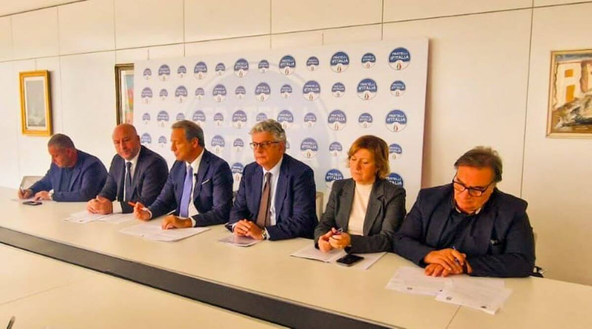 Consorzio di bonifica Centro Sud Puglia, Pagliaro e Perrini: «È inattivo. Si paga per servizi mai erogati» Consorzio di bonifica Centro Sud Puglia, Pagliaro e Perrini: «È inattivo. Si paga per servizi mai erogati»