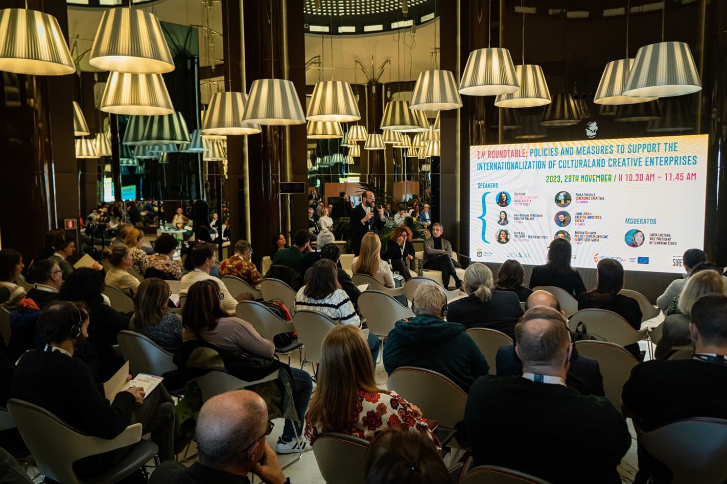 Creativity meets Clusters, oltre 50 imprese da 15 Paesi discutono di cultura a Bari Creativity meets Clusters, oltre 50 imprese da 15 Paesi discutono di cultura a Bari