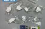 Blitz nel Tarantino, nascondeva 700 grammi di cocaina nella lavatrice: arrestato 51enne
